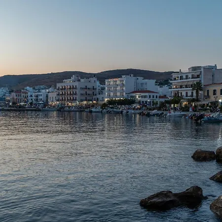 A Tinian 2 Affittacamere Tínos